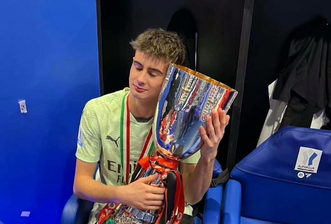 英超直播-培养下一个多纳鲁马！米兰青训门将储备充足，托里亚尼受重点关照