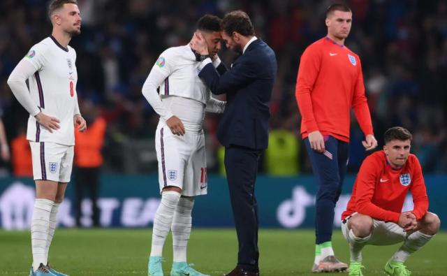 柠檬直播-【揭秘】拨开英格兰点球大战疑云 索斯盖特锅在哪?