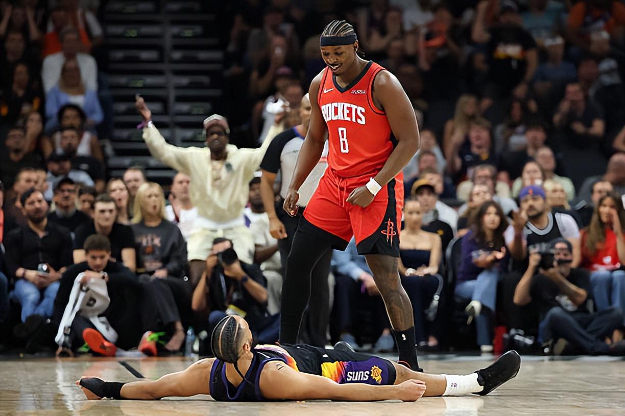 柠檬直播-短短几分钟内起到了奇效!火箭替补锋线还是能够起到作用的?